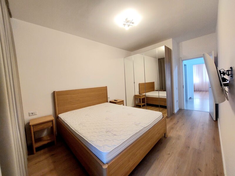 Doua camere, 2 balcoane, mobilat, parcare subsol inclusa, 3 minute Metrou Pacii
